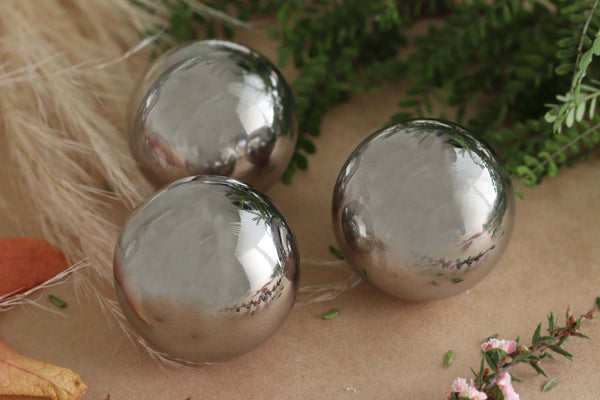 Mirror Sphere