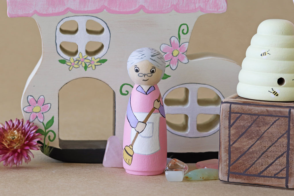 Old Lady & Shoe Set