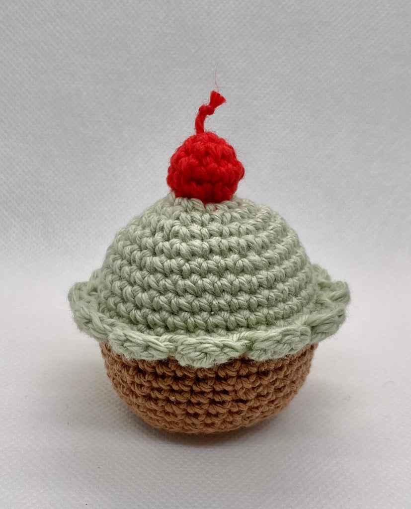 Crochet muffin, the hidden treehouse, bakery food, play kitchen food, kids muffin toy, handmade muffin toy, crochet cupcake, pastel muffin, pastel cupcake, crochet